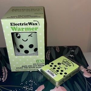 Boba Plug in electric wax warmer & wax melts